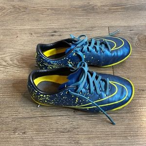 Nike Shoes soccer cleats